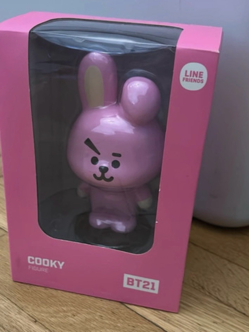 BTS BT21 Cooky figurine